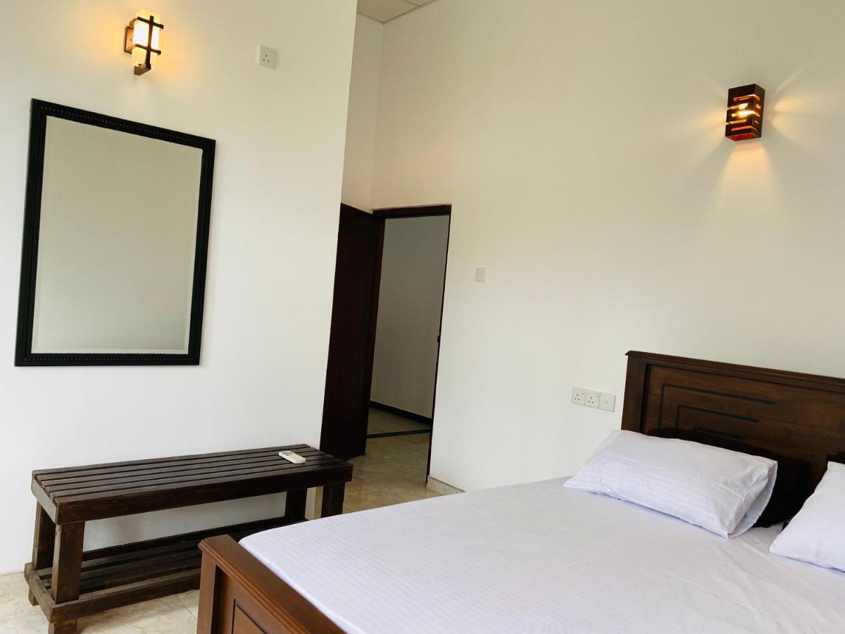 Aramba Resort Dondra ภายนอก รูปภาพ