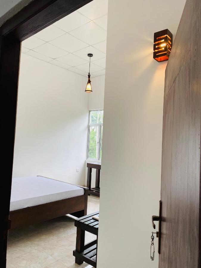 Aramba Resort Dondra ภายนอก รูปภาพ